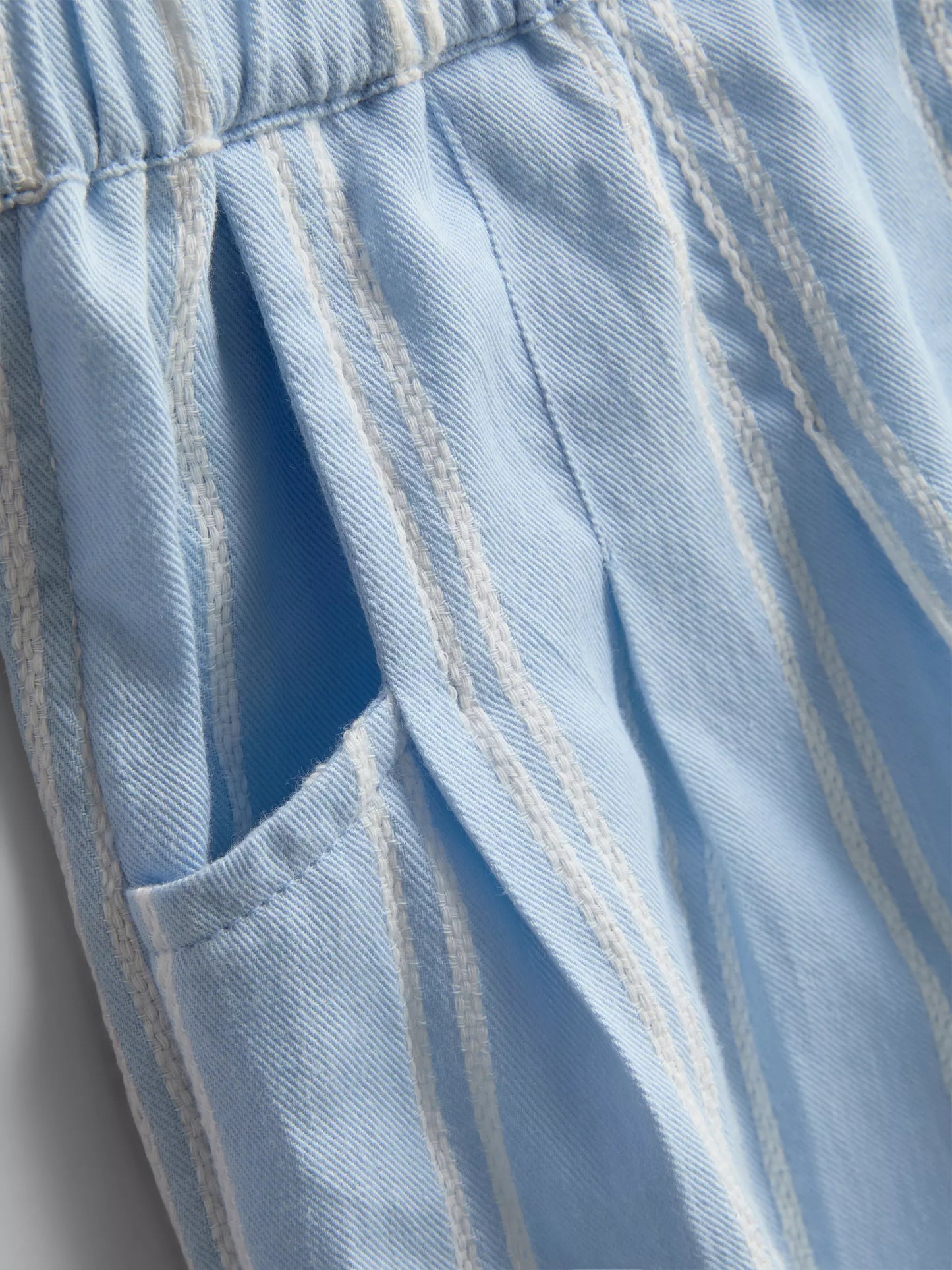 Collared Sleeveless Blouse and Trousers Set