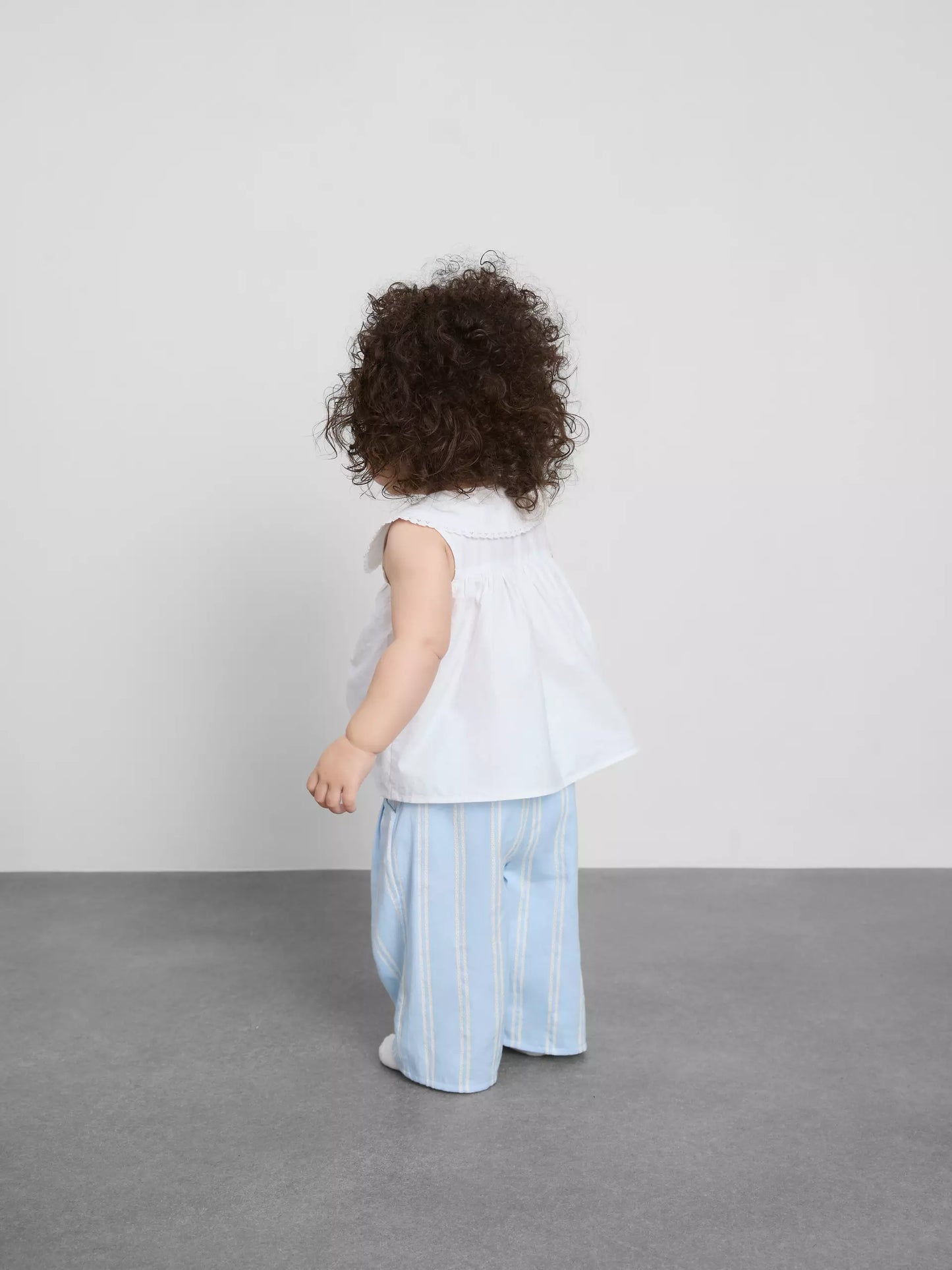 Collared Sleeveless Blouse and Trousers Set