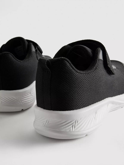 Low-Top Trainers