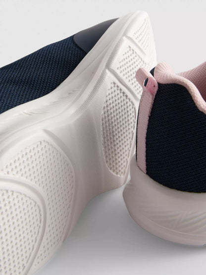 Low-Top Trainers
